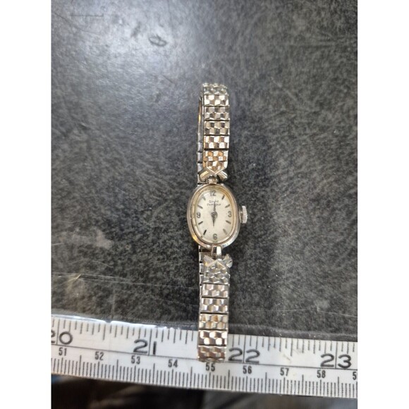 Girard Perregaux Vintage Women\'s Watch for parts or repair